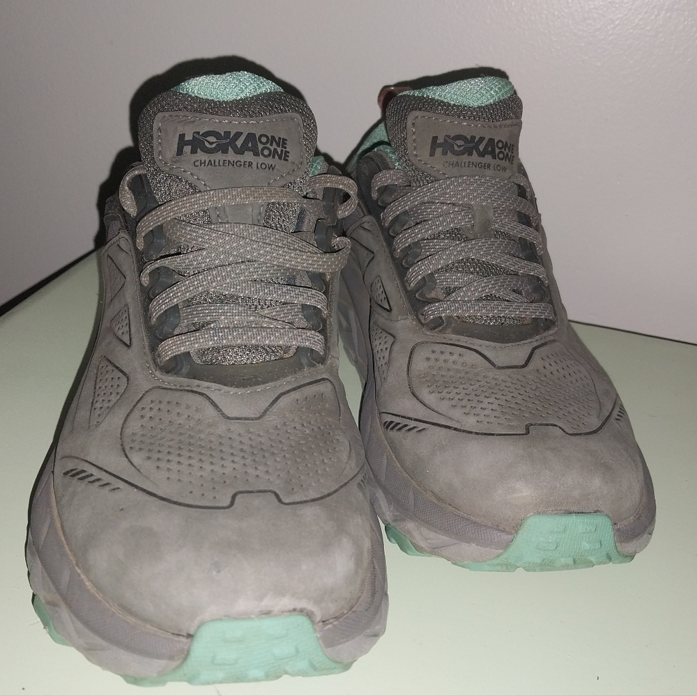 Hoka Womens size 6